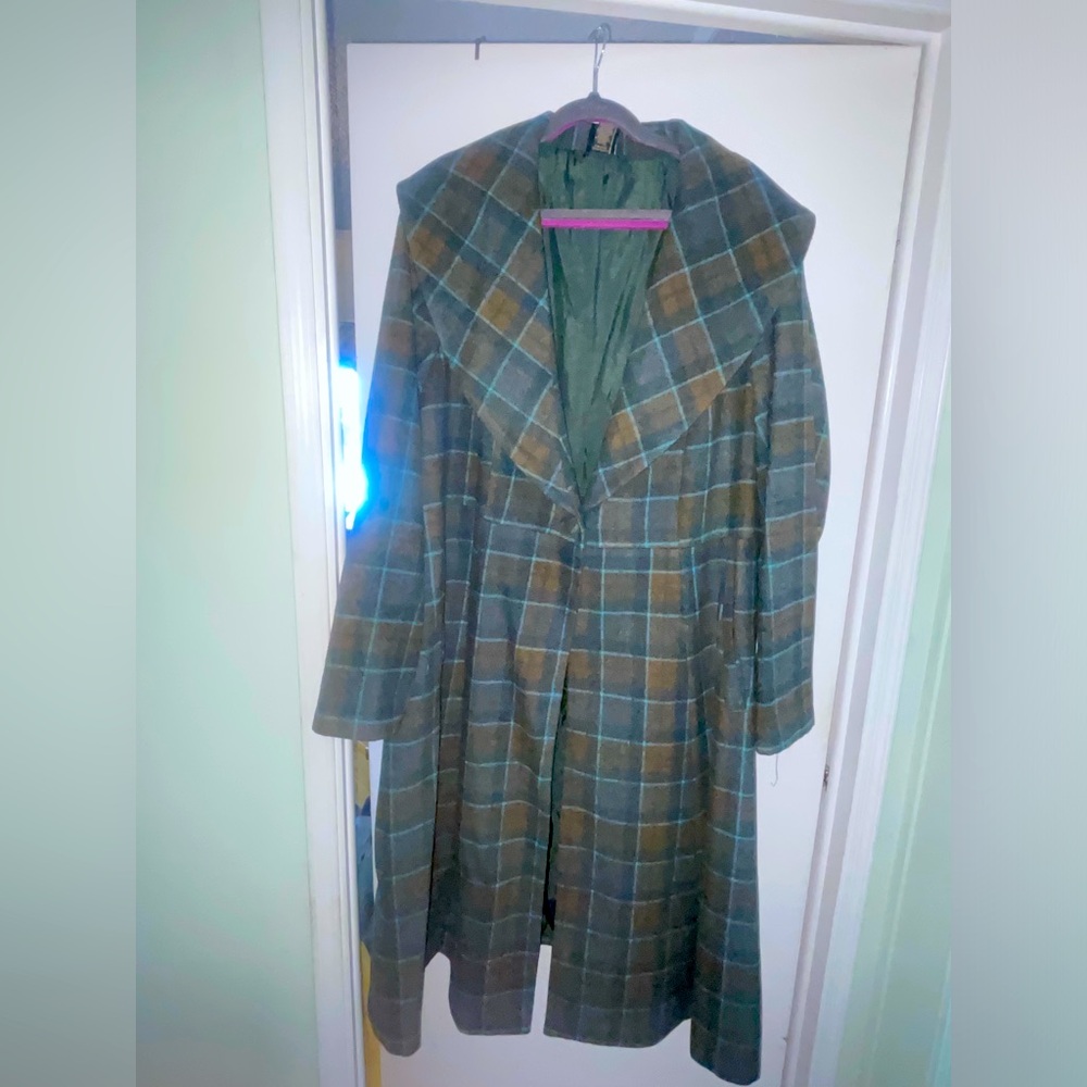 Torrid Outlander Tartan plaid woolen fit&flare coat. Brand new w/o tags. Size 4.